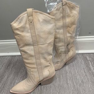 Dolce Vita Navene Boots